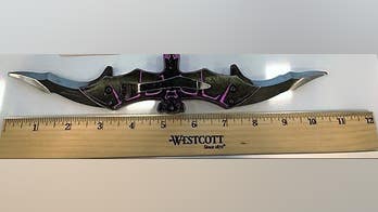 TSA catch traveler trying to bring 11-inch ‘batarang’ through security