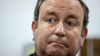 Prosecutor accuses Argentine bishop close to pope of abuse