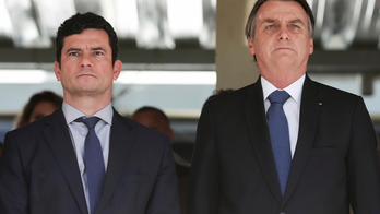 Bolsonaro meets with justice minister to discuss leaks