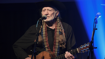 Willie Nelson has quit smoking weed