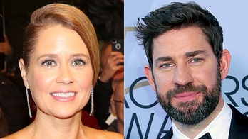 Jenna Fischer taunts John Krasinski with St. Louis Blues 'Gloria' cake after Stanley Cup Final win