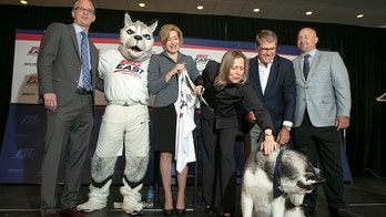 'Welcome Home, UConn': Huskies rejoin Big East