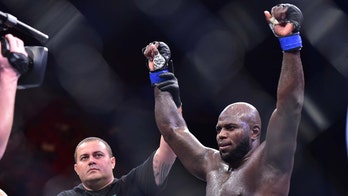 UFC fighter Jair Rozenstruik almost beats knockout record in bout with Allen Crowder