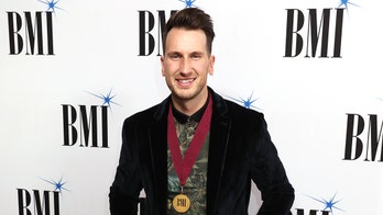 Russell Dickerson reveals his CMT Music Awards red carpet routine