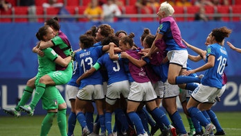 Italy beats Australia 2-1 on Bonansea's stoppage time goal