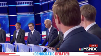 Buttigieg gives Swalwell the 'death stare' after challenging mayor to fire South Bend police chief