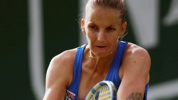No. 3-ranked Karolina Pliskova upset in historic tennis match against identical twin sister