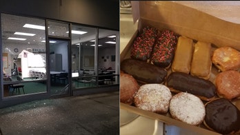 Burglar arrested who brought deputies doughnuts as ‘peace offering’