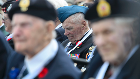 D-Day veterans choke back tears to ensure memories live on