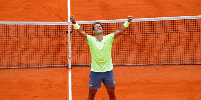  Rafael Nadal won 6-3, 5-7, 6-1, 6-1 at the French Open on Sunday.