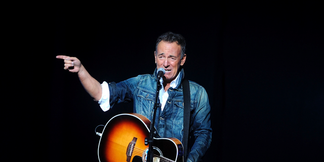 Bruce Springsteen performs at the 12th annual Stand Up For Heroes benefit concert at the Hulu Theater at Madison Square Garden in New York. Nov. 5, 2018. (Photo by Brad Barket/Invision/AP, File)