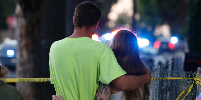 Sacramento Police Officer Shot During Domestic Call Has Died | Fox News