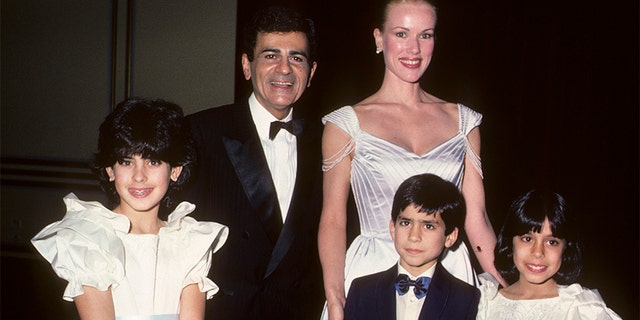 Radio Personality Casey Kasem, wife Jean Kasem, daughter Kerri Kasem, son Michael Kasem and daughter Julie Kasem attend Lebanon-Syrian American Society of Greater Los Angeles Man of the Year Awards on January 25, 1985, at the Beverly Wilshire Hotel in Beverly Hills, California. (Photo by Ron Galella/Ron Galella Collection via Getty Images)