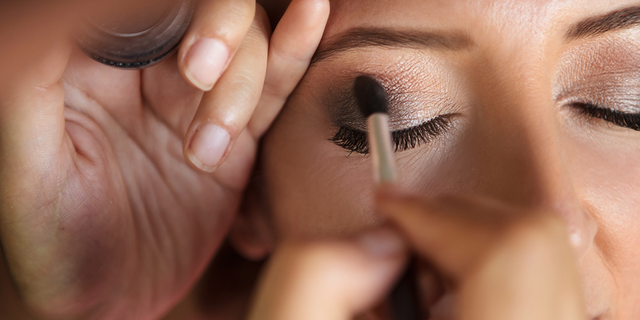 A film and television makeup artist explained her extensive daily routine, including all the coronavirus protocols that have been put in place on set, in a TikTok video. (iStock)