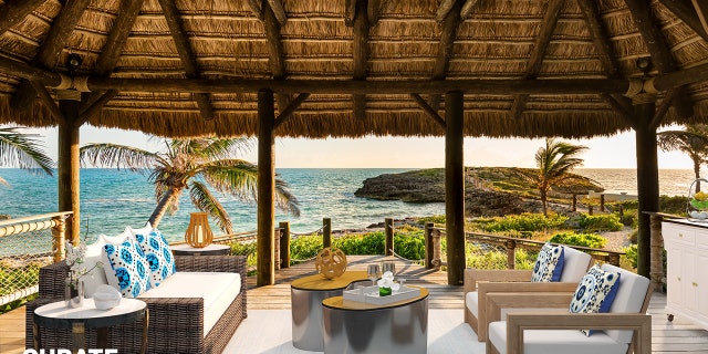 After the home did not sell, it went to auction in 2018, but did not sell. It was then listed by Sotheby's International Realty in December 2018 for $11.8 million.