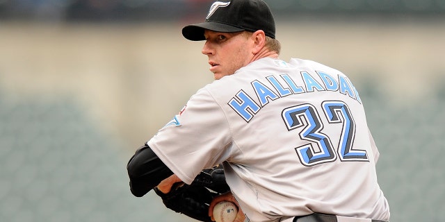 Roy Halladay #32 of the Toronto Blue Jays pitches against the Baltimore Orioles at Camden Yards on May 27, 2009, in Baltimore. (Getty Images)