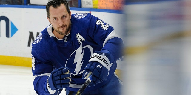 Ryan Callahan #24 of the Tampa Bay Lightning gets ready for the game against the Boston Bruins at Amalie Arena on March 25, 2019 in Tampa, Florida. (Photo by Scott Audette/NHLI via Getty Images)