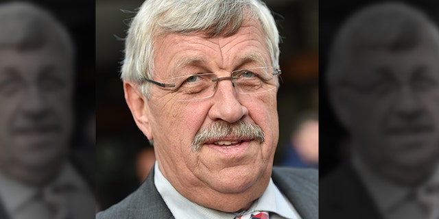 Walter Lübcke, a 65-year old regional politician from Angela Merkel’s party, was found left for dead at 12:30 am on Sunday, police confirmed the following day.<br data-cke-eol="1">