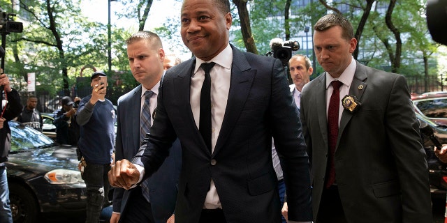 The actor Cuba Gooding Jr. arrives at the Special Victims Division of the New York Police Department on Thursday, June 13, 2019, to face allegations that he has fumbled a woman at a night-time spot in the city. city. (AP Photo / Mark Lennihan)