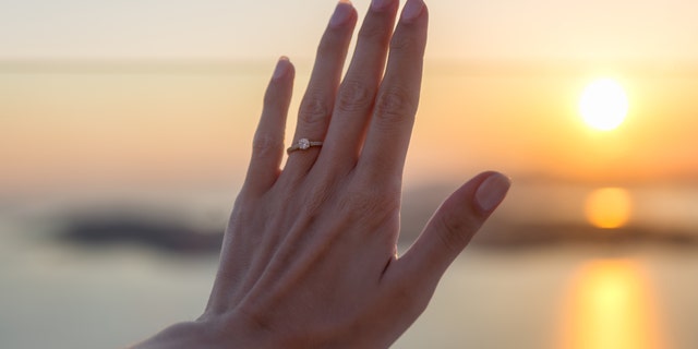 The Reddit poster said that people made "a lot of comparisons" between her ring and her stepsister's new engagement ring.
