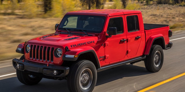 2020 Jeep Gladiator test drive: The ultimate off-road pack animal ...