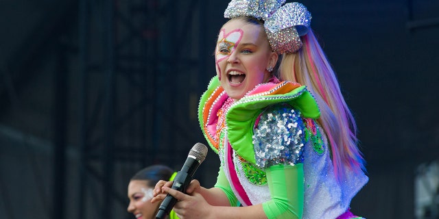 JoJo Siwa came out as a member of the LGBTQ community.