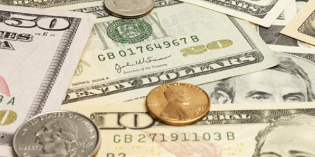 A successful Pennsylvania dentist fraudulently received more than $25,000 in public benefits over the last four years, authorities said.