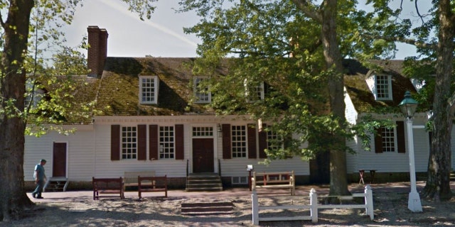 A street view image of Shields Tavern in Williamsburg, Va.