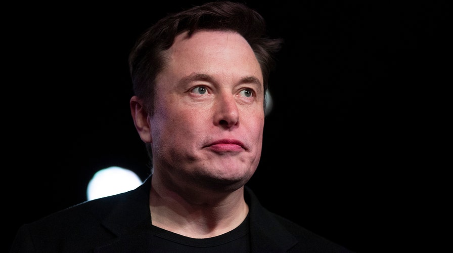 Elon Musk mistakes the Moon for Mars