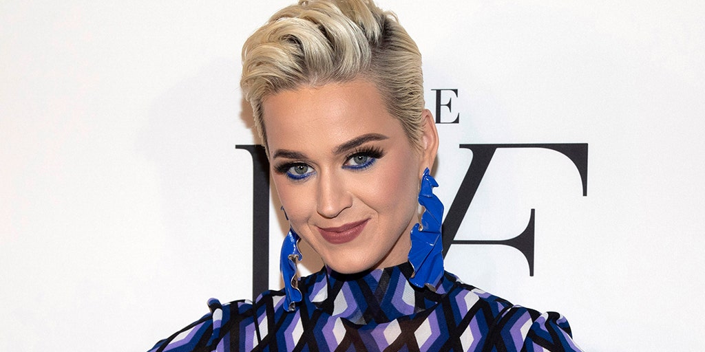 Katy Perry goes retro in artwork for new single 'Harleys in Hawaii'
