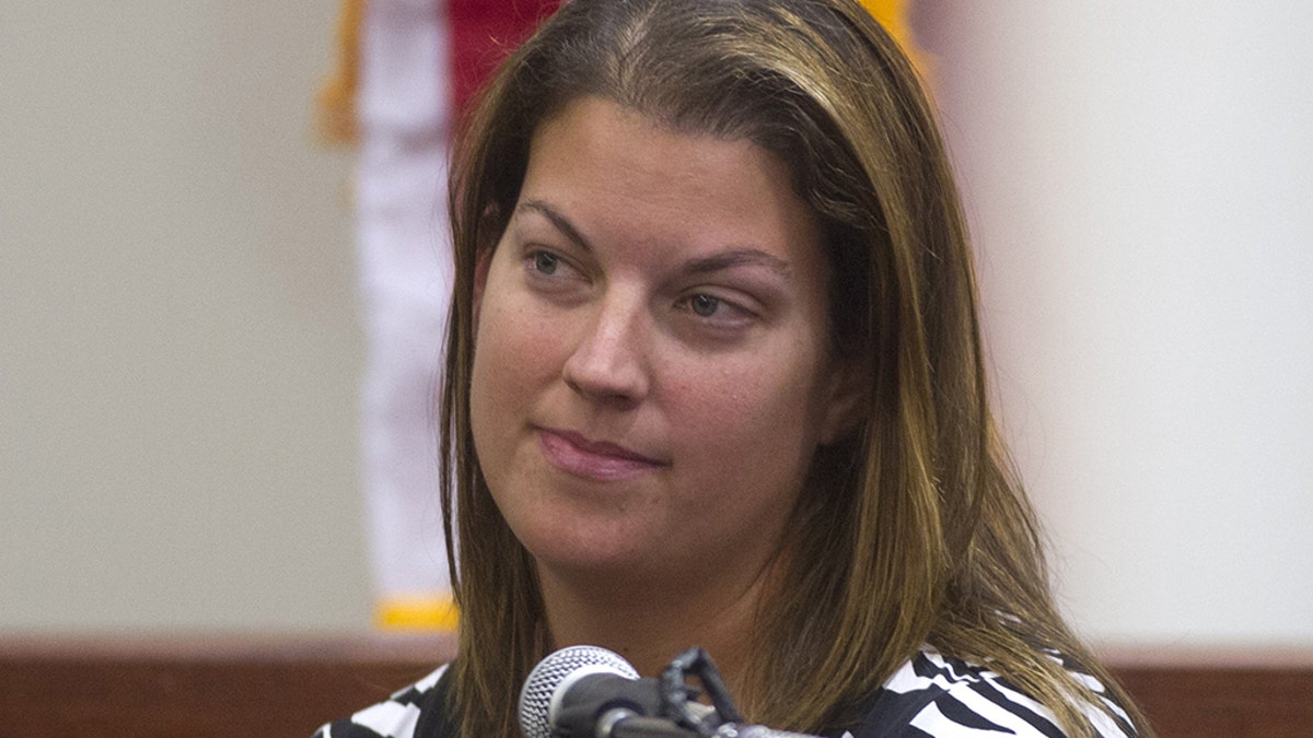 Witness Catherine Slatkin testifies in the murder trial of Johnny Patton, Jr. in Judge David Hagerman's courtroom on Wednesday, Nov. 18, 2015, in Fort Worth, Texas. (Credit Image: ? Joyce Marshall/TNS via ZUMA Wire)