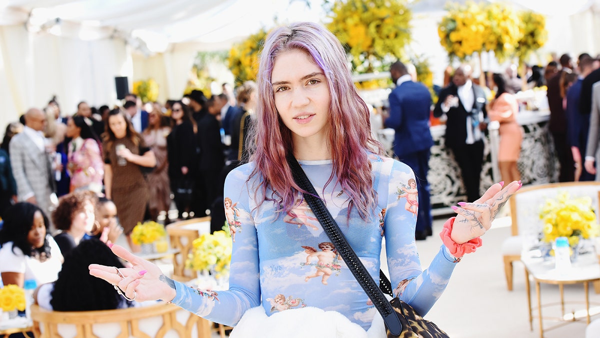 Grimes attends 2019 Roc Nation THE BRUNCH on February 9, 2019 in Los Angeles, California.