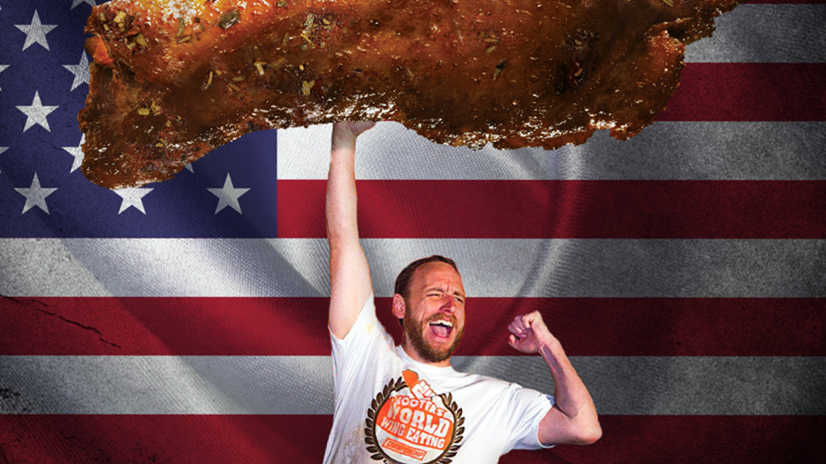 “He is officially the Wing King of National Chicken Wing Day,” Hooters later announced.