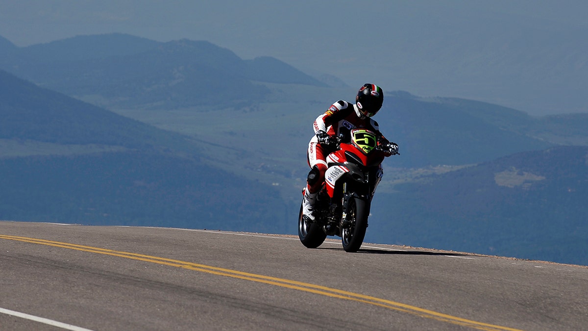 Defending champion Dunne set the fastest time in qualifying and also won in 2011, 2012 (seen here) and 2013.