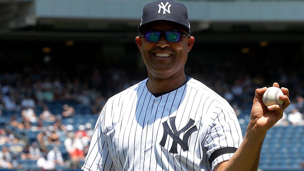 The Daily Beast published a column attacking Yankees legend Mariano Rivera on Sunday. (Jim McIsaac/Getty Images)