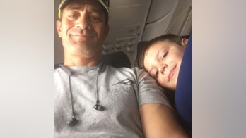 Mom praises passenger who looked out for autistic son flying alone: 'Thank you so much'