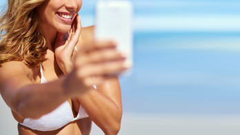 Instagram model claims she split with boyfriend who insisted on being in her photos