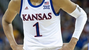 Kansas Jayhawks men's basketball team has incredible reunion in Las Vegas