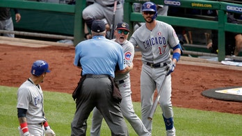 Chicago Cubs manager Joe Maddon loses cool during game against Pittsburgh Pirates