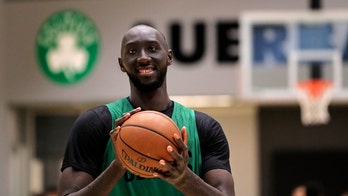 Boston Celtics' Tacko Fall leads Boston Pops Orchestra through 'Sleigh Ride'