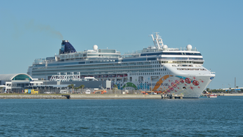 Passengers 'freaking out' after Norwegian Cruise Line cancels voyage only days before sailing: 'Absolutely unbelievable'