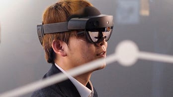 Apple patent shows mixed reality headset that tracks your entire face