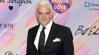 'Seinfeld' star John O'Hurley slams 'Will & Grace' stars for 'lunacy' over Trump comments