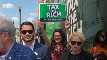 Tlaib ramps up pressure on 2020 Dems to ‘tax the rich’ outside Detroit debate site