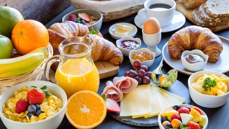This breakfast mistake makes people reach for sugary snacks in the afternoon