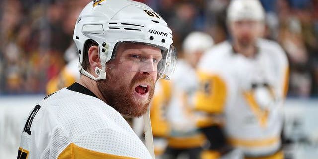 Phil Kessel as a member of the Pittsburgh Penguins.