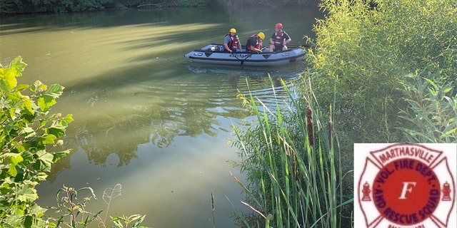 Investigators said dust obstructed the driver's vision before she drove the car into the pond.