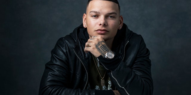 Country singer Kane Brown defended the police in a recent interview. 