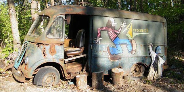 The 'American Pickers' found and fixed Aerosmith's 1970s tour van | Fox News