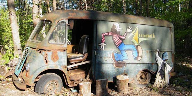 The 'American Pickers' found and fixed Aerosmith's 1970s tour van | Fox News